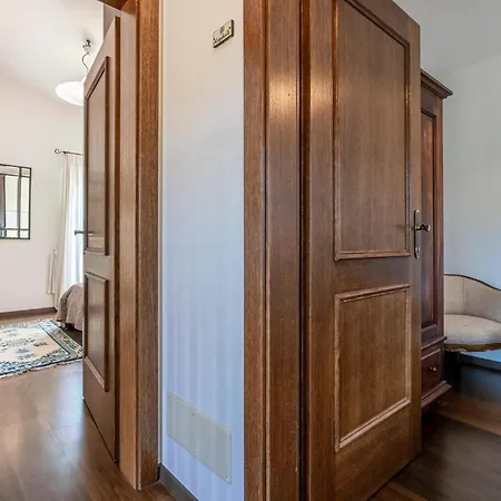 4 Bedroom Amazing In *