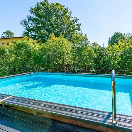 4 Bedroom Amazing In San Miniato